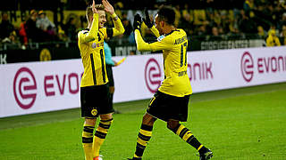 Reus (l.) über Aubameyang: 