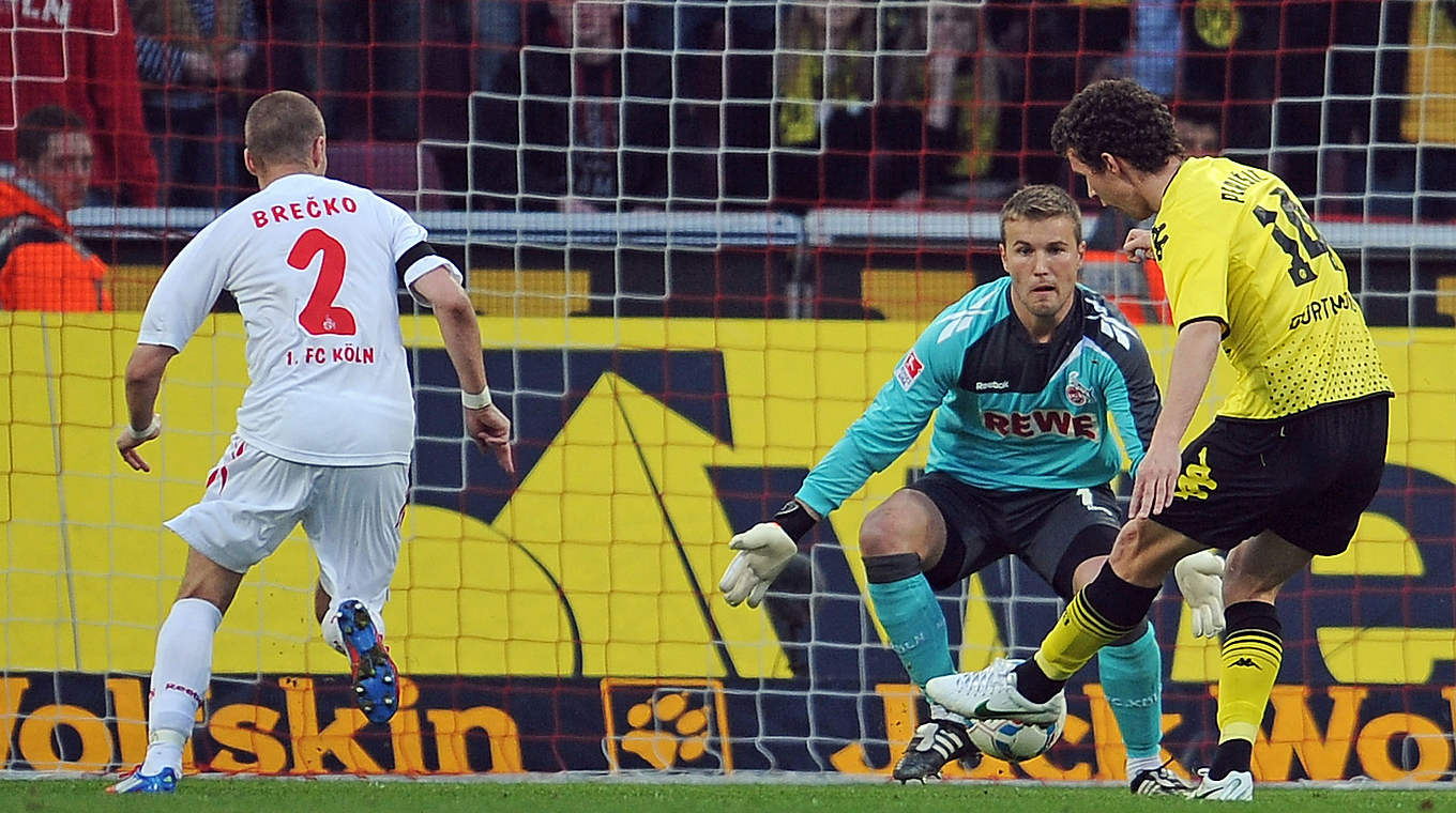 25. März 2012: Perisic überwindet FC-Torwart Rensing zum sechsten Mal © 2012 Getty Images