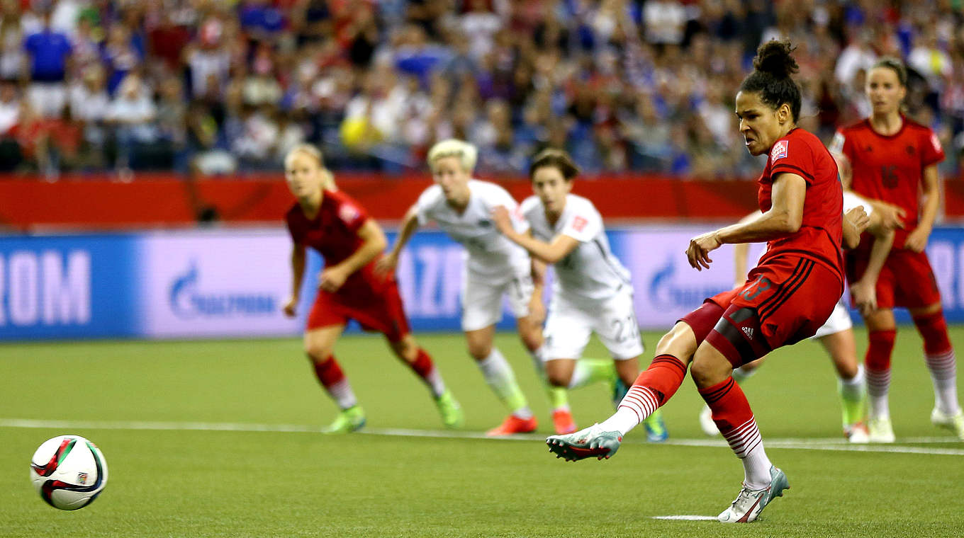 Sasic: "Ich werde sicher in absehbarer Zeit auf den Platz zurückkehren" © 2015 Getty Images