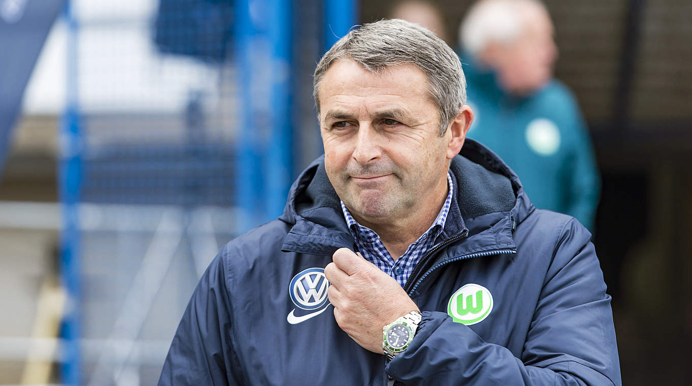 Muss beim VfL Wolfsburg seinen Stuhl räumen: Geschäftsführer Klaus Allofs © 2016 Getty Images