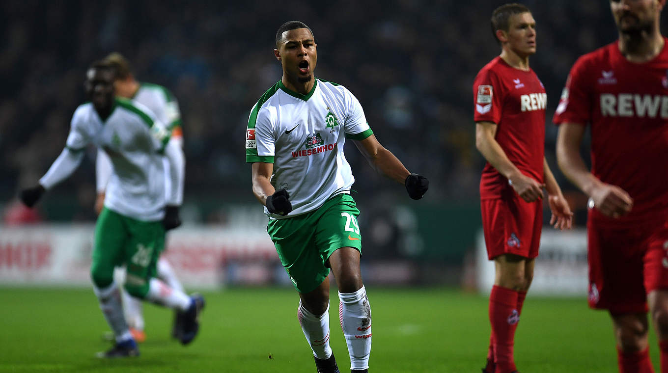 Markiert das 1:1 für Bremen gegen Köln: der deutsche Nationalspieler Serge Gnabry (M.) © Getty Images