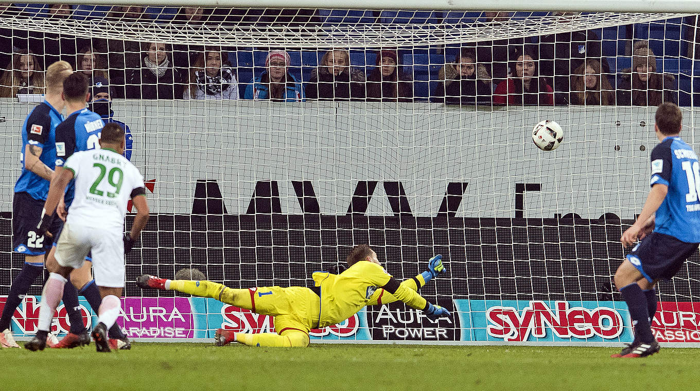 Später Ausgleich für den SV Werder: Serge Gnabry (Nr. 29) trifft in Hoffenheim © 2016 Getty Images