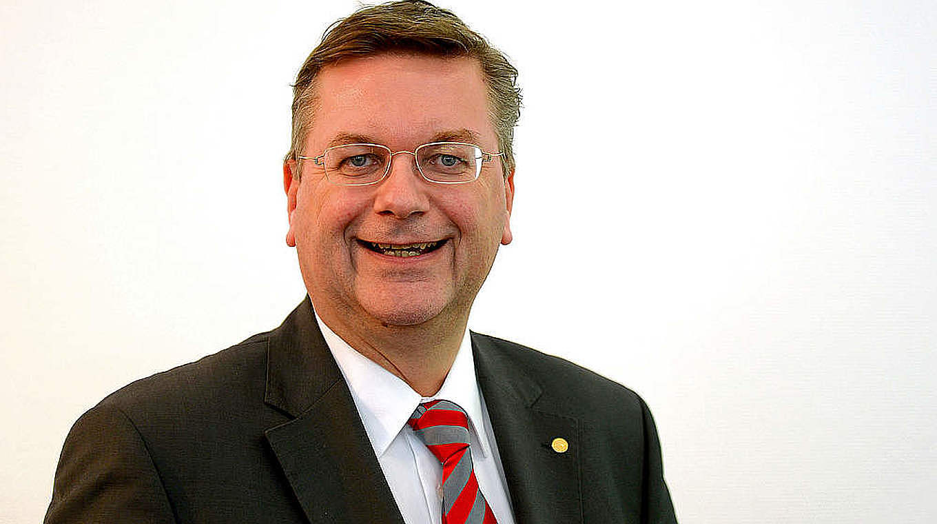 Grindel: "Hosting the Euros in 2024 would be a light-house project for the whole of German football." © Getty Images