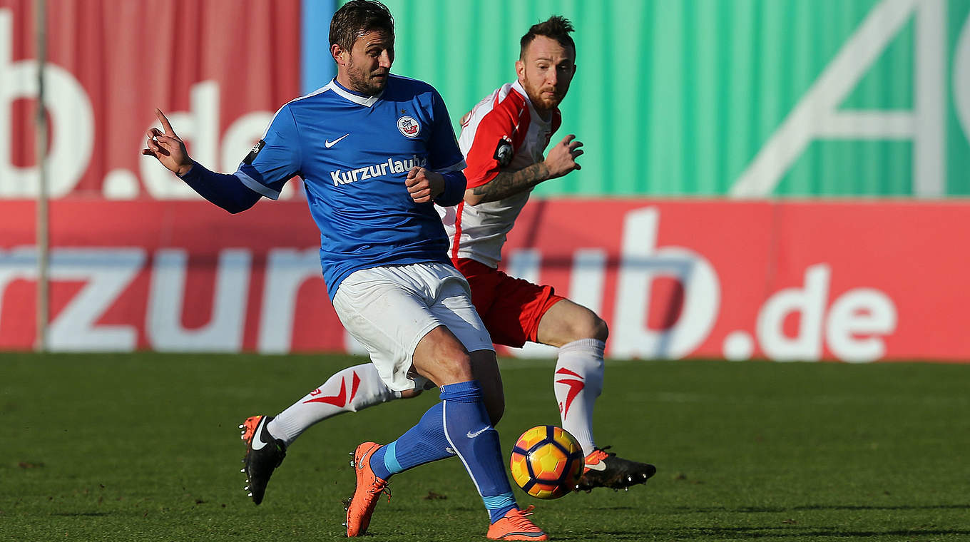 Keine Tore im Ostseestadion: Hansa Rostock und Jahn Regensburg spielen Remis © 2017 Getty Images