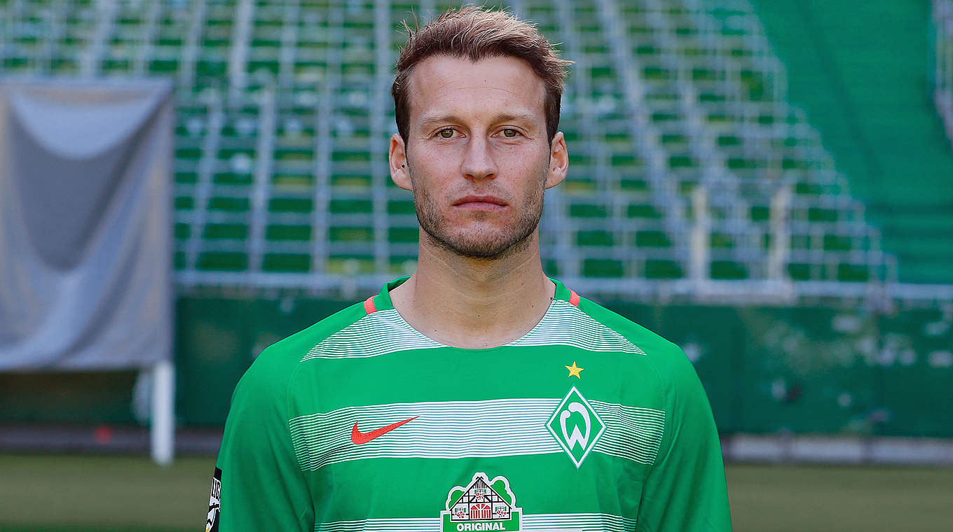 Muss dreimal zusehen: Marc Pfitzner von Werder Bremen II © 2016 Getty Images