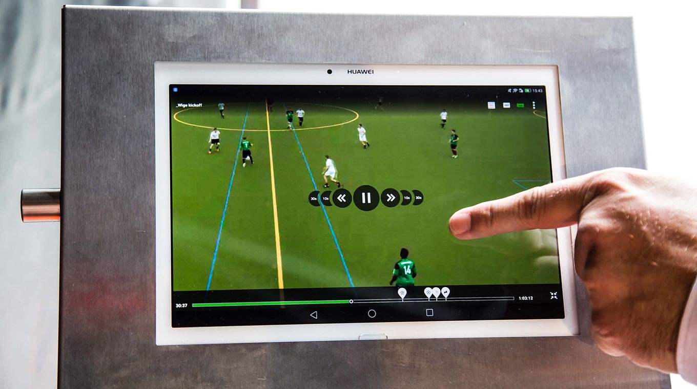 Neuer Blick auf den Amateurfußball: Liveübertragungen mit neuer Technologie © _wige MEDIA AG