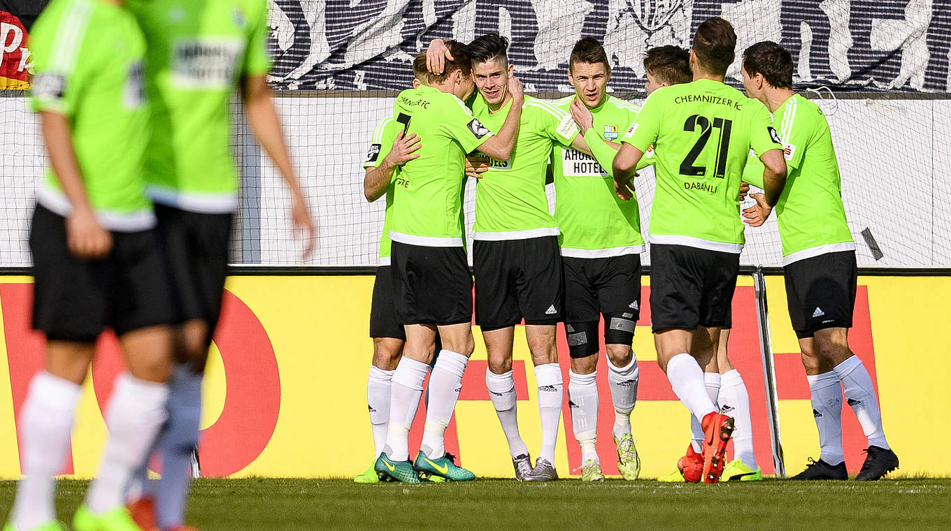 Klarer Sieg in Frankfurt: Der CFC untermauert seine Position hinter der Spitzengruppe © 2017 Getty Images