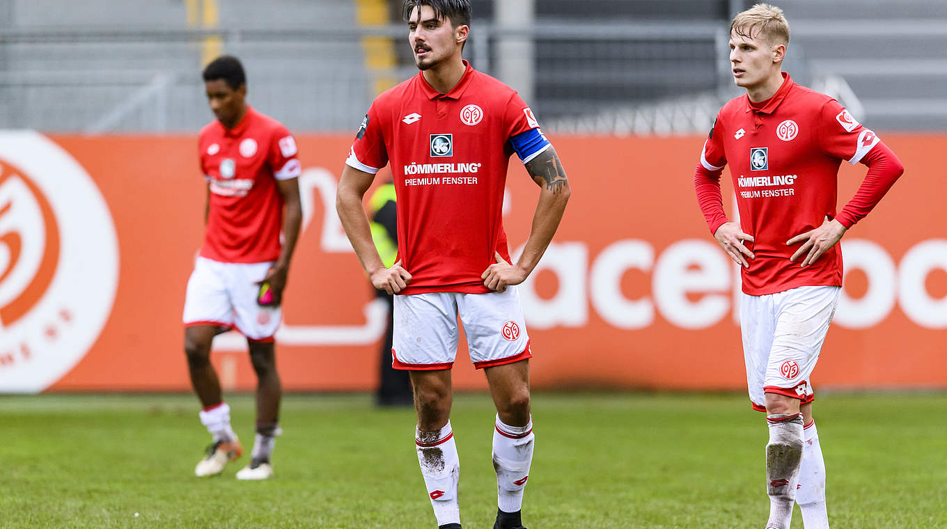 Stellt mit 16 Toren nach 23 Spielen die schwächste Offensive: Schlusslicht Mainz II © 2016 Getty Images