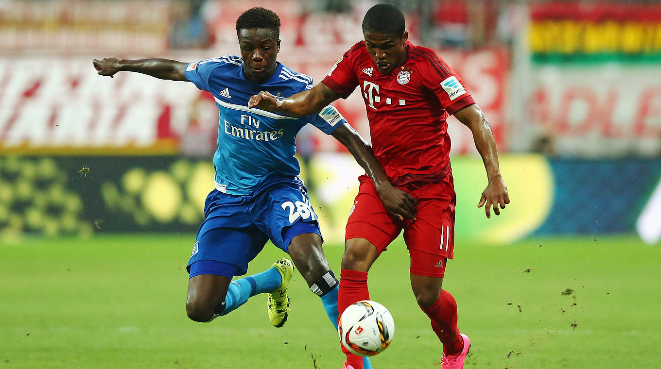 Jung (l.) zu seinem Debüt gegen die Bayern: "Die 90 Minuten waren sehr lehrreich" © 2015 Getty Images