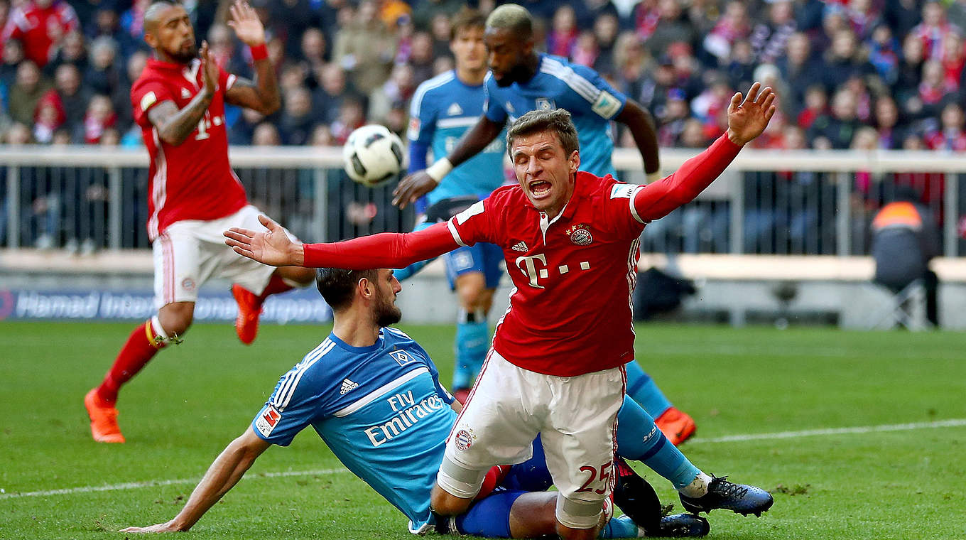 Müller won the penalty which Lewandowski converted to make it 2-0 © 2017 Getty Images