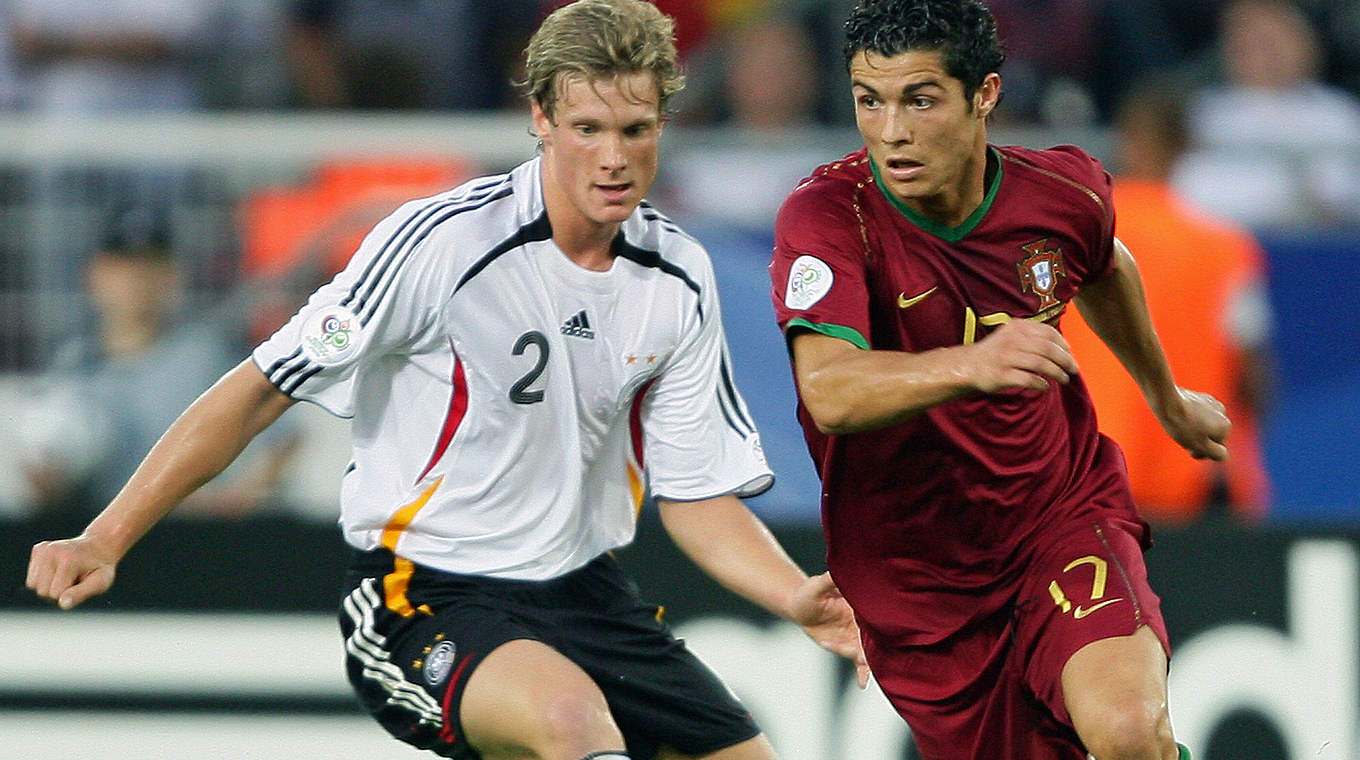 2006 Teil des Sommermärchens: Jansen (l.) bei der WM gegen Cristiano Ronaldo © 2006 AFP