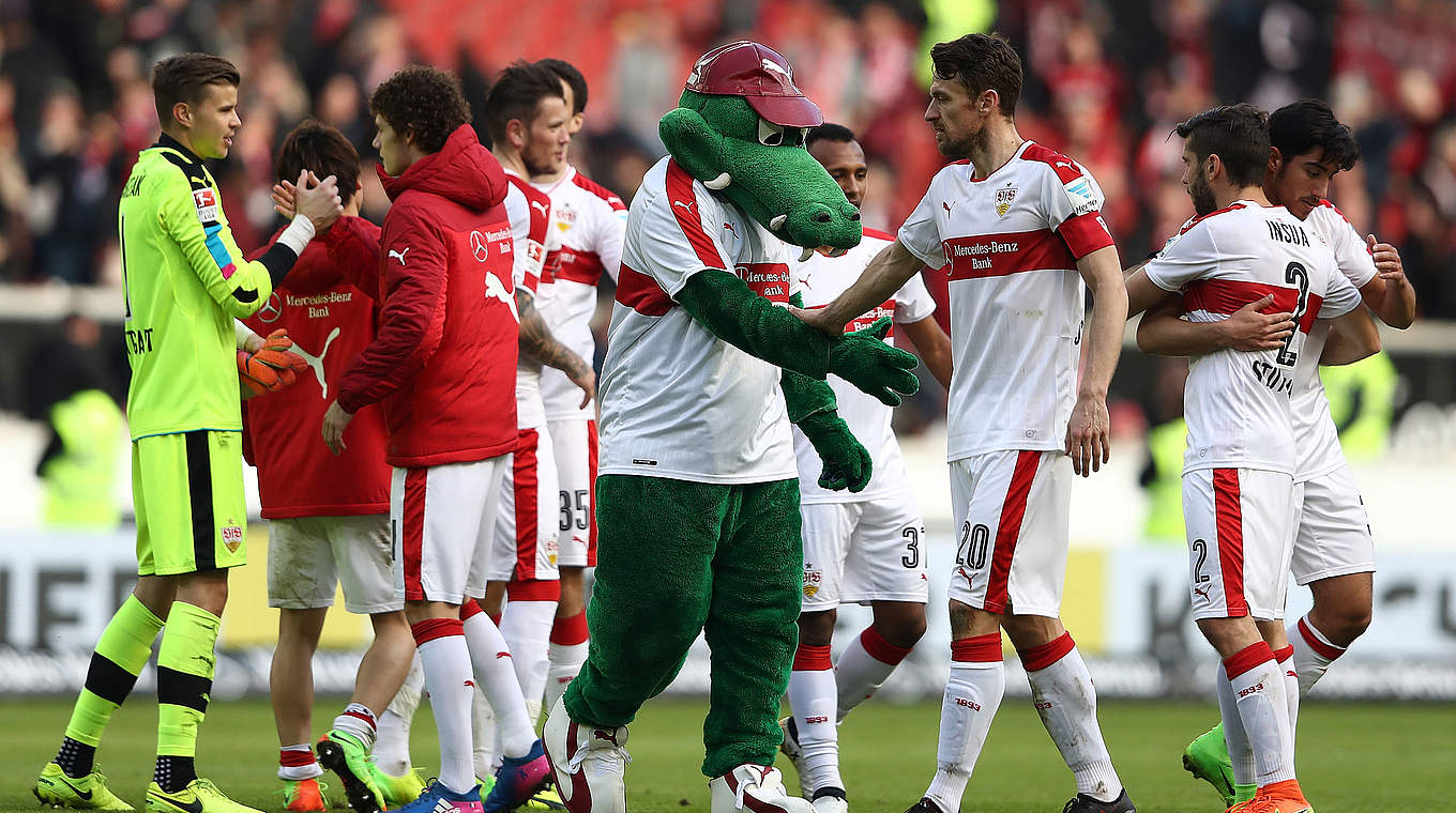 Muss mit einem Remis gegen Bochum zufrieden sein: Ligaprimus VfB Stuttgart © 2017 Getty Images
