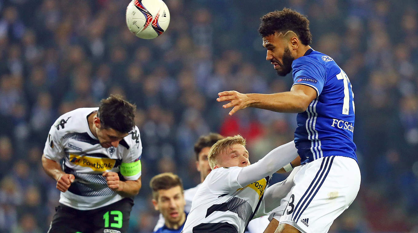 Absolviert sein 200. Bundesligaspiel: Eric Maxim Choupo-Moting (r.) © 2017 Getty Images