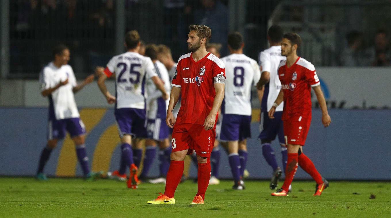 Klares 0:3 im Hinspiel: Rot-Weiß Erfurt will sich beim VfL Osnabrück revanchieren © 2016 Getty Images