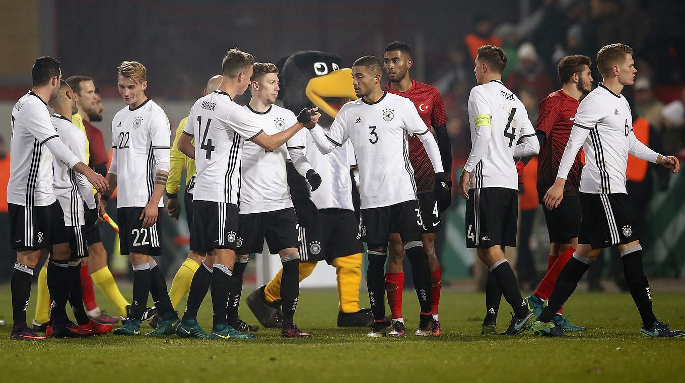 Hand drauf: Unterstützt die U 21-Nationalmannschaft bei der EURO in Polen © Getty Images