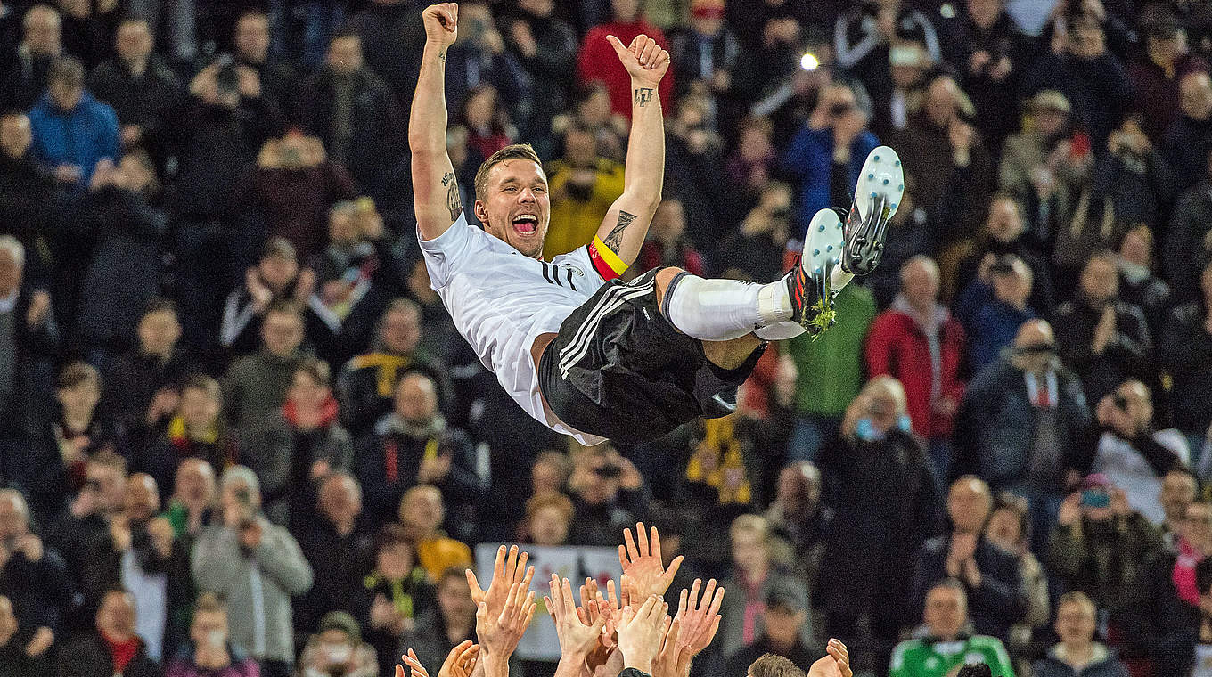 Ein Abend wie im Film: Podolski beendet seine DFB-Karriere mit einem Traumtor © GES/Markus Gilliar