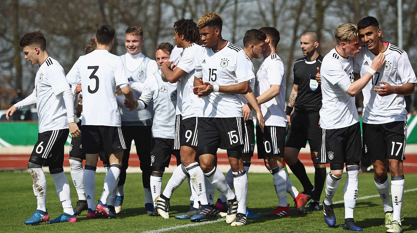 Another win: Germany's U19s celebrate the 2-0 victory over Serbia © 2017 Getty Images