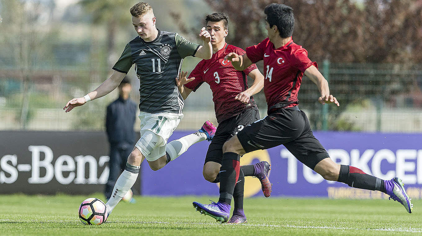 Robin Kehr (l.) had to be substituted early due to injury. © 