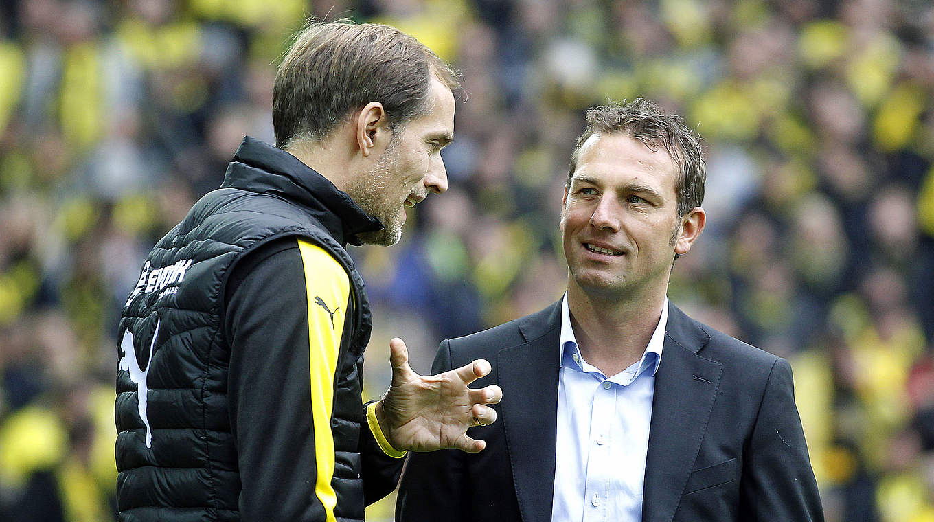 Ohne Niederlage im Revierderby: BVB-Coach Tuchel und Schalkes Trainer Weinzierl (v.l.) © 2015 Getty Images