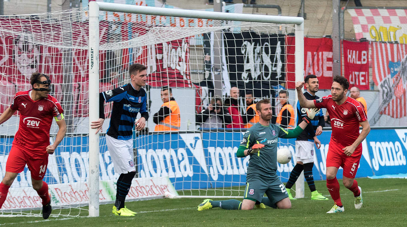 05 04 2017 xomx Fussball 3 Liga FSV Frankfurt FSV Zwickau emspor v l Tor Goal Jubel 0 1 F © Imago