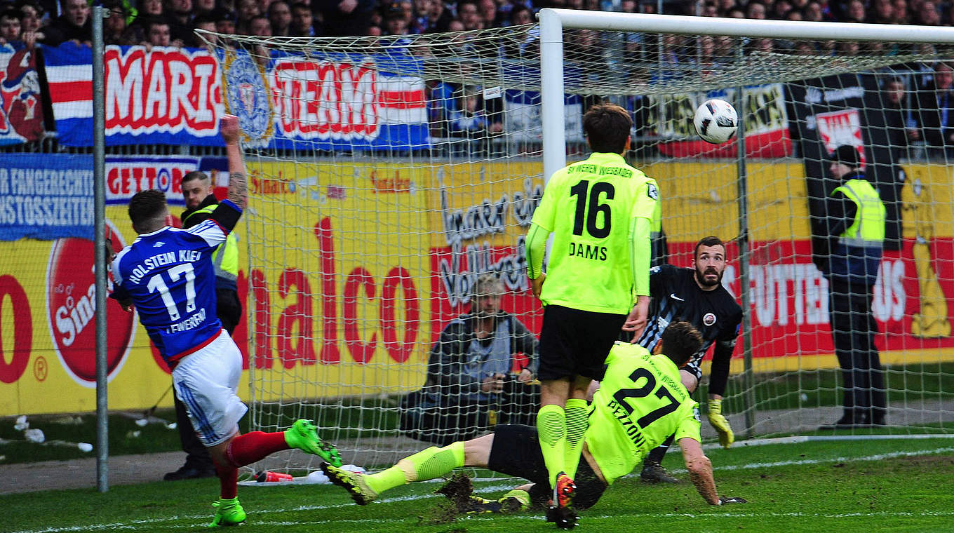 Neuer Dritter: Nach einem 3:0 gegen Wehen Wiesbaden klettert Kiel in der Tabelle © Imago