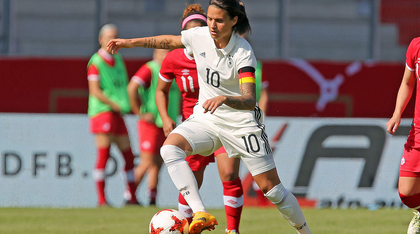 Favoritin der Fans beim 2:1 gegen Kanada in Erfurt: Spielführerin Dzsenifer Marozsan © 2017 Getty Images