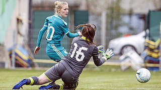 Trifft in Tschechien gleich dreimal für die deutsche U 15: Sophie Krall (l.) © 2017 Getty Images