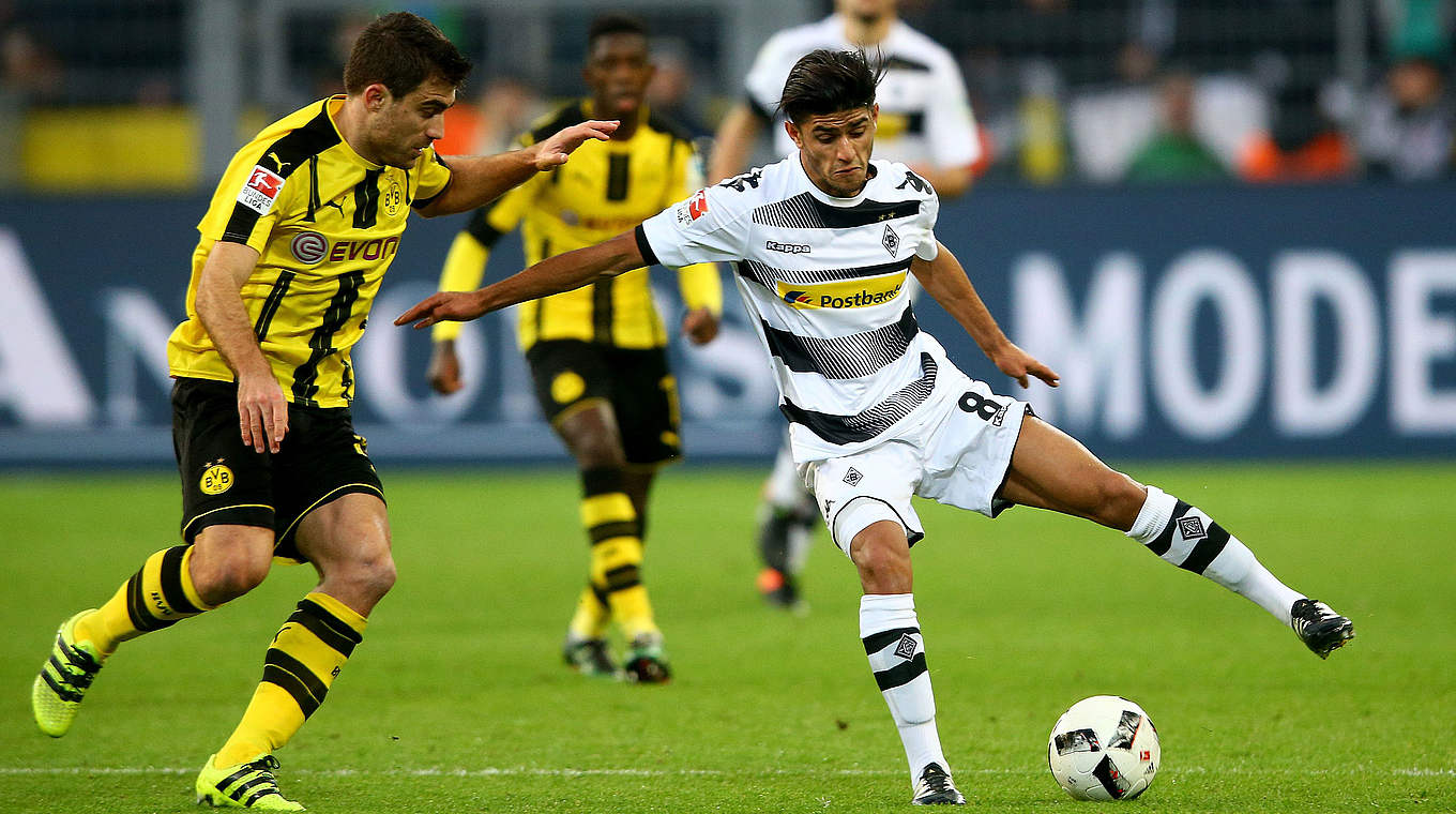 Mahmoud Dahoud,Borussia Mönchengladbach,Borussia Dortmund,Sokratis © 2016 Getty Images