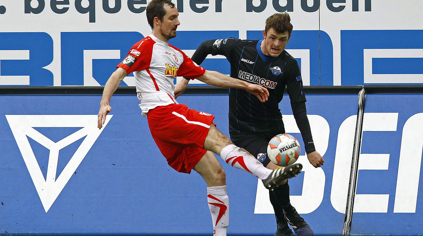 Nachreiner (l.) bleibt in Regensburg: "Der ganze Verein ist mir sehr ans Herz gewachsen" © 2017 Getty Images