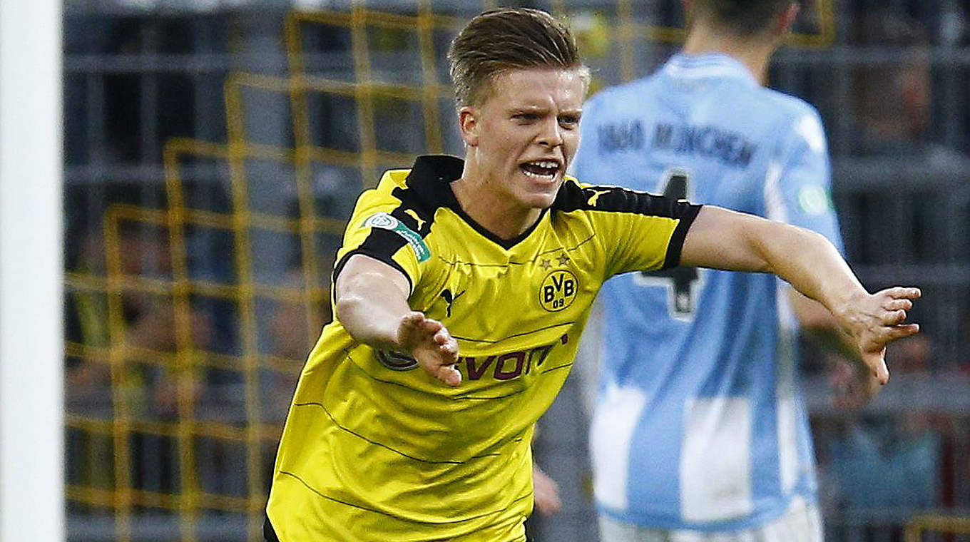 Dzenis Burnic,Borussia Dortmund © 2016 Getty Images