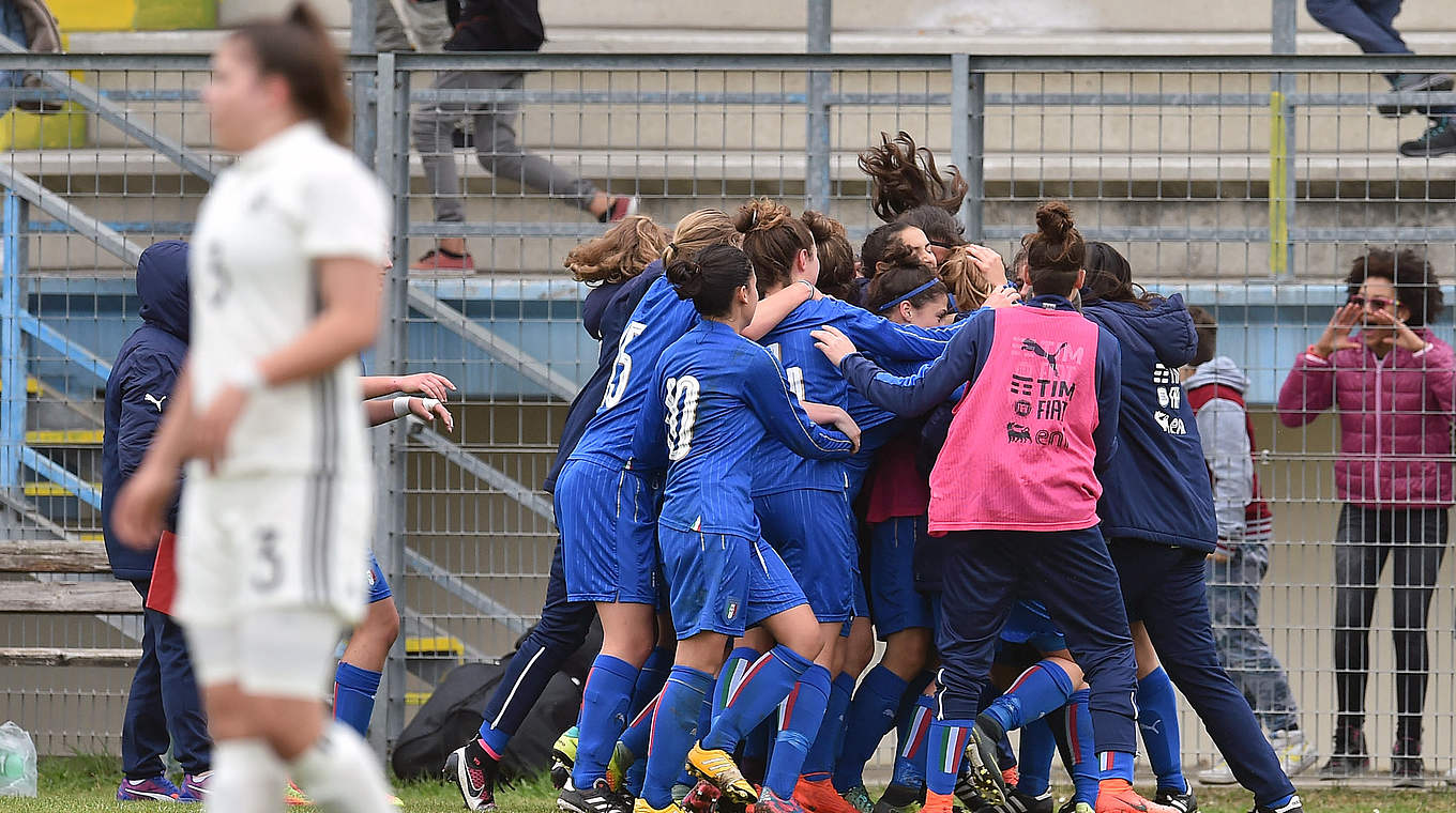 Italien jubelt: die deutsche U 16 unterliegt dem Gastgeber 0:1 © 2017 Getty Images