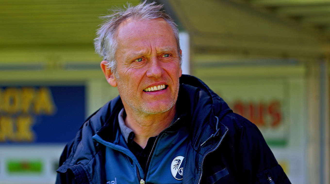 Christian Streich,SC Freiburg,Trainer © 2017 Getty Images