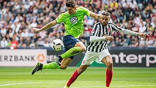 Gomez assisted Wolfsburg's first and scored their second in a 2-0 win in Frankfurt.  © 2017 Getty Images