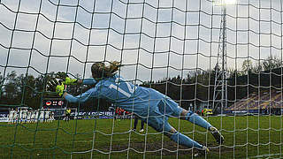 One of the penalty saves: Stina Johannes denied the Norwegians.  © 
