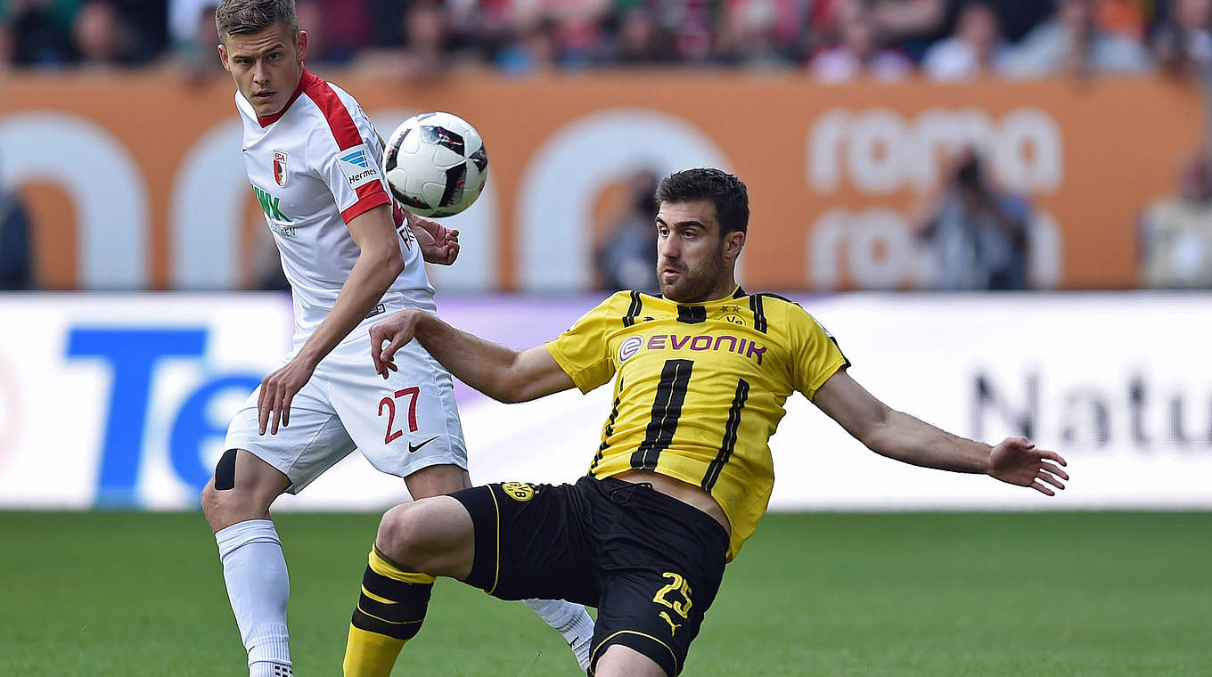Zwei Punkte eingebüßt: Dortmund muss sich in Augsburg mit Remis begnügen © AFP/Getty Images