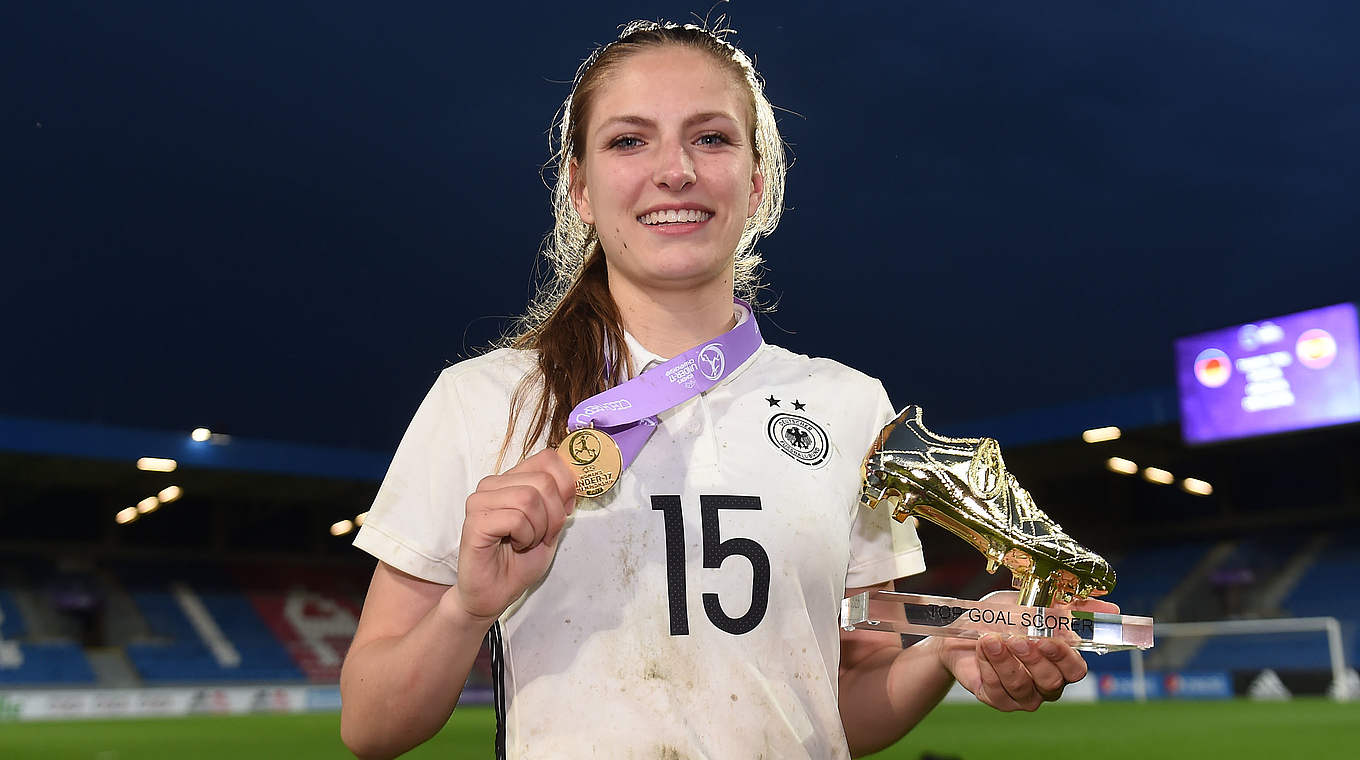 Gewinnerin des Goldenen Schuhs: Melissa Kössler © UEFA