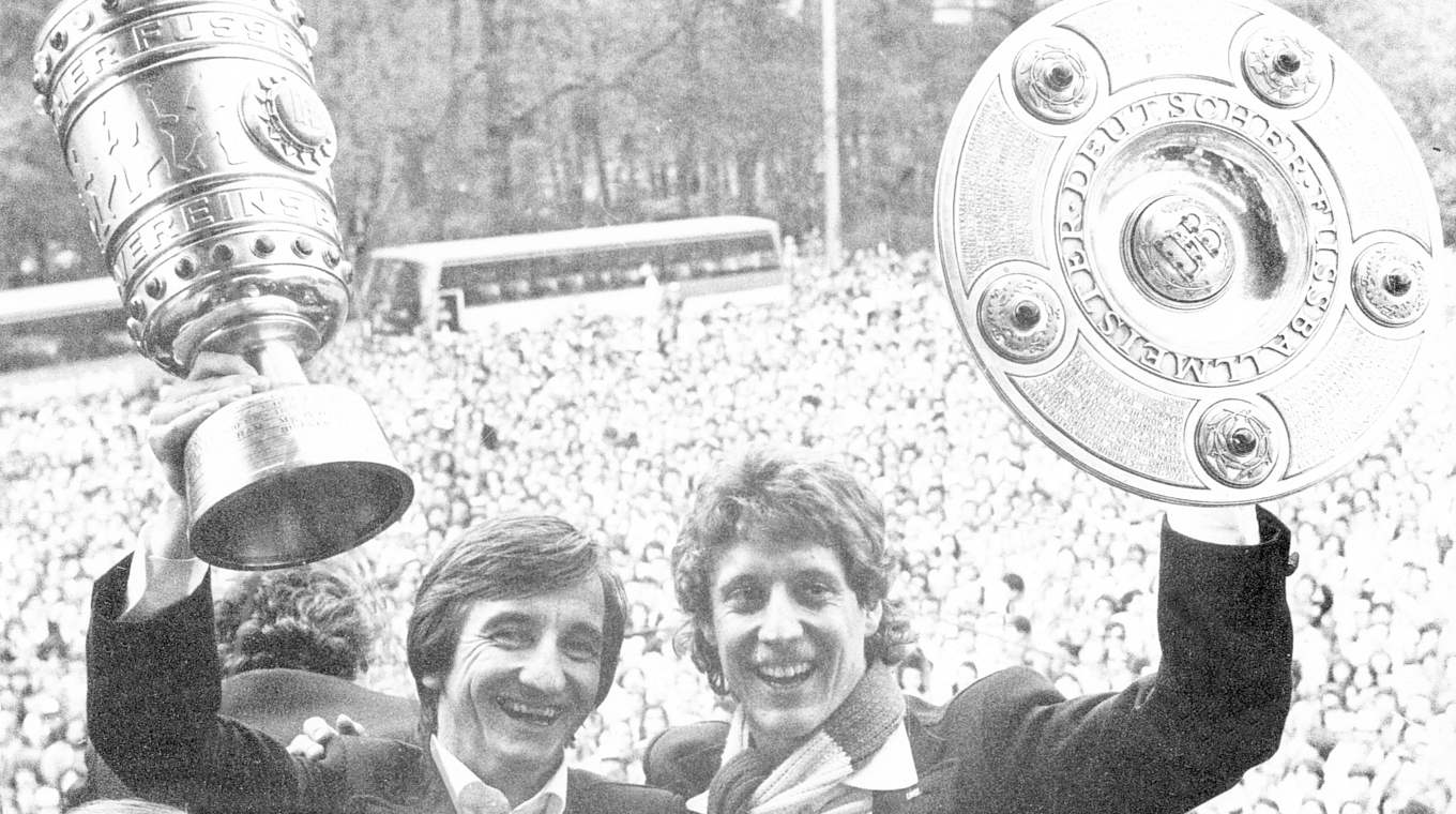 Doublegewinner 1977/1978: 1. FC Köln mit Hannes Löhr (l.) und Toni Schumacher © imago