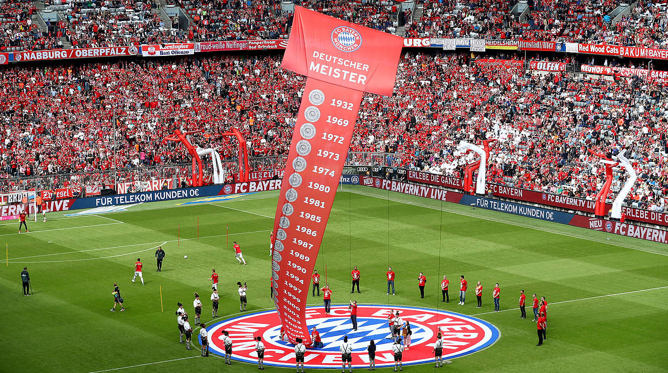 Imposante Titelliste: Insgesamt 27 Deutsche Meisterschaften hat der FC Bayern in seiner Klubhistorie bereits gefeiert © 2017 Getty Images