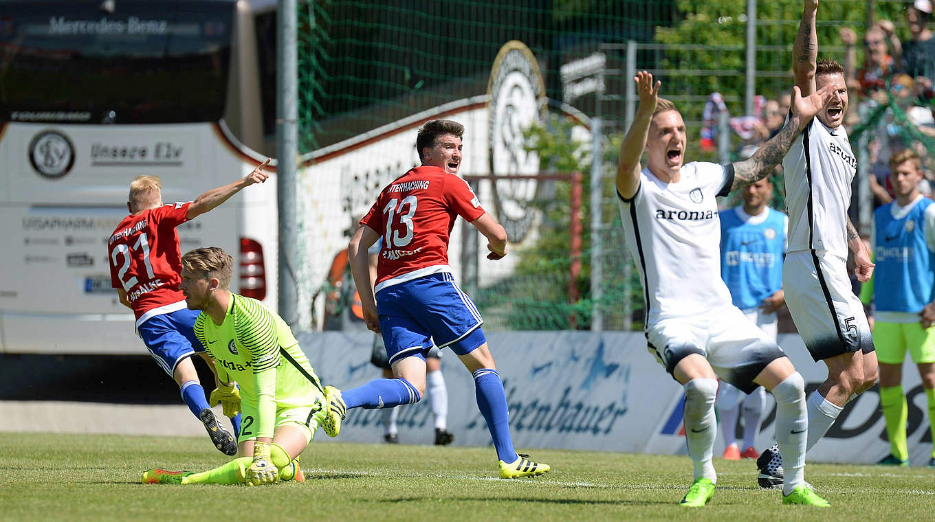 "Spieler standen ein wenig unter Schock": Elversberger Frust übers 0:3 in Unterhaching © imago/foto2press