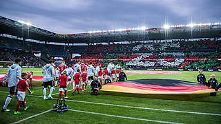 Volles Haus in Kopenhagen, Millionen vor den TV-Schirmen: das DFB-Team in Dänemark © GES/Marvin Ibo GŸngšr