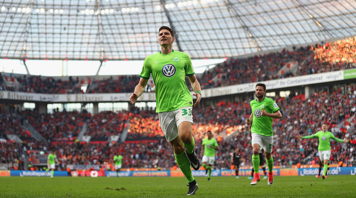 "Aus voller Überzeugung": Mario Gomez bleibt beim VfL Wolfsburg in Niedersachsen © 2017 Getty Images