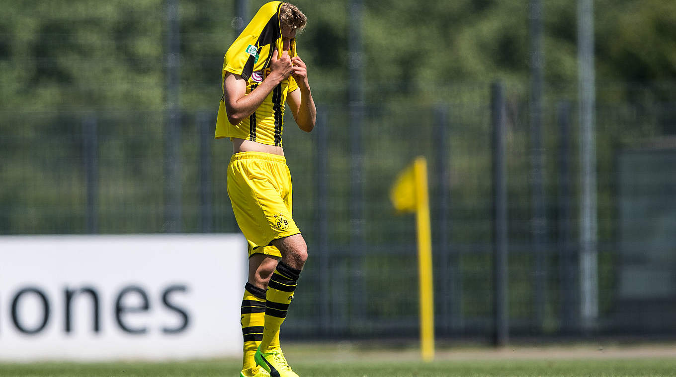 Enttäuschung: Der Dortmunder Constantin Fath ist niedergeschlagen. © Getty Images