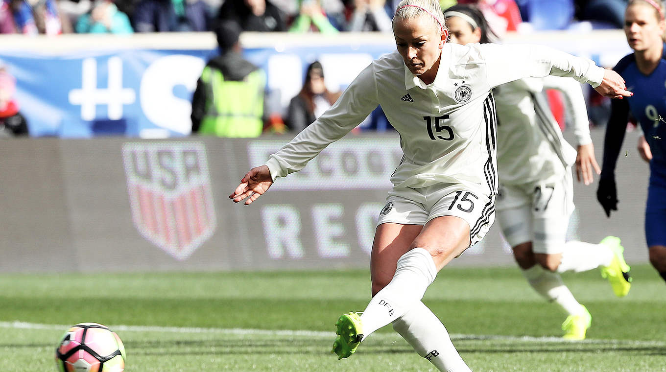 Mandy Islacker should a few goals when it comes to the Euros in July.  © 2017 Getty Images