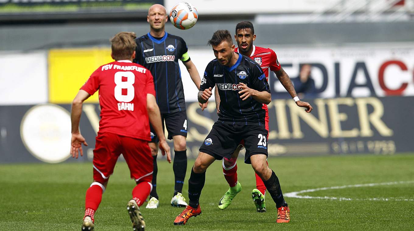 Krauße (2.v.r.): "In der Mannschaft steckt mehr, als gegen den Abstieg zu spielen" © 2017 Getty Images