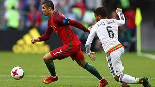 Punkteteilung zum Auftakt: Portugal spielt mit Ronaldo (l.) 2:2 gegen Mexiko © 2017 Getty Images