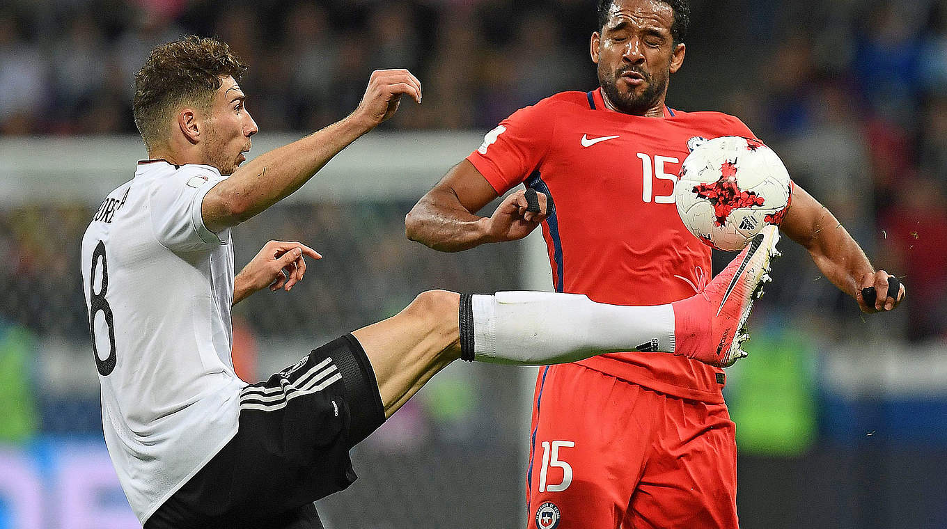 Goretzka (l.): "Unsere Mannschaft hat ein großes Kompliment verdient" © AFP/Getty Images