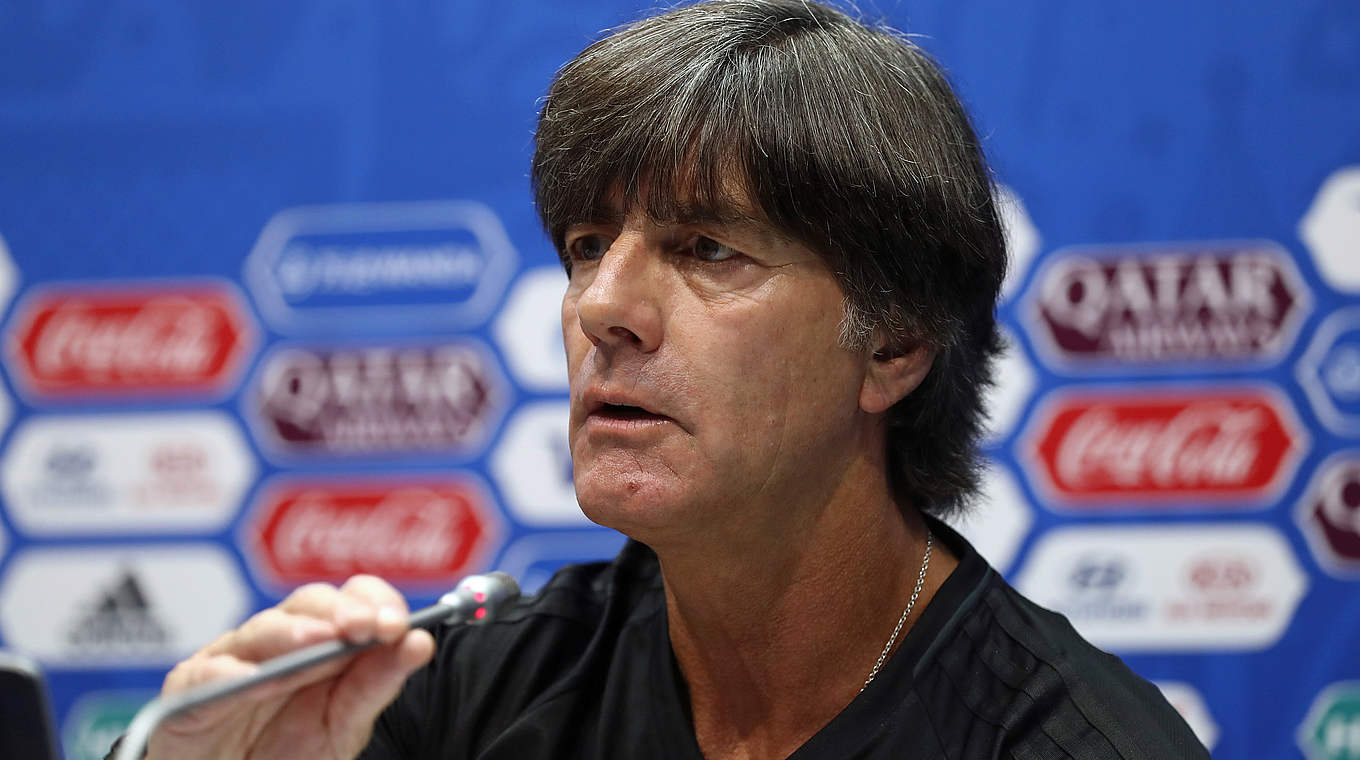 Löw: "Three, four or five changes are possible, but seven or eight is too many."  © 2017 Getty Images