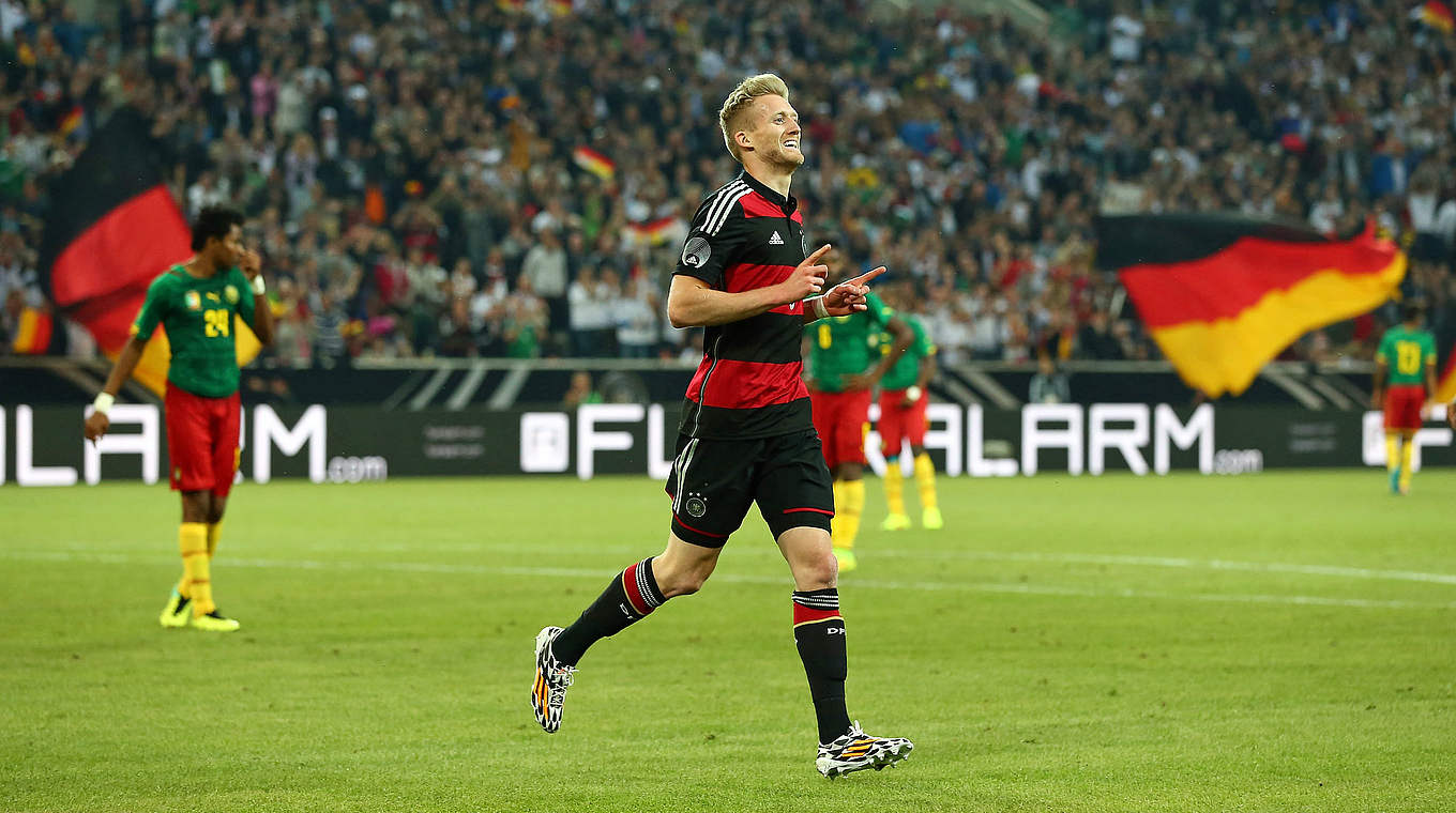 Die Führung im WM-Test 2014: André Schürrle trifft in Gladbach gegen Kamerun © 2014 Getty Images