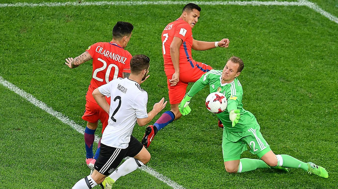 Starke Vorstellung: Marc-André ter Stegen (r.) hält gegen Chile die Null © 2017 Getty Images