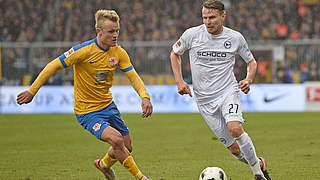 Kommt ablösefrei aus Bielefeld nach Würzburg: Sebastian Schuppan (r.) © 2016 Getty Images